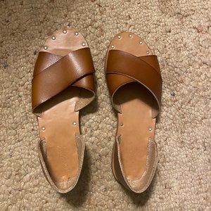 Sandal Flats